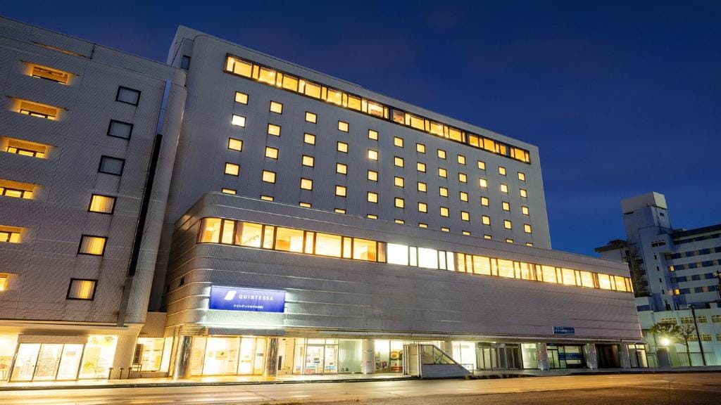 Quintessa Hotel Akita — 1