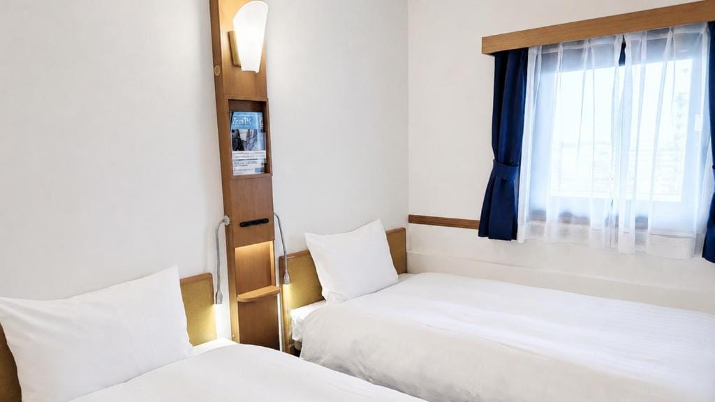 Toyoko Inn Akita-eki Higashi-guchi — 1