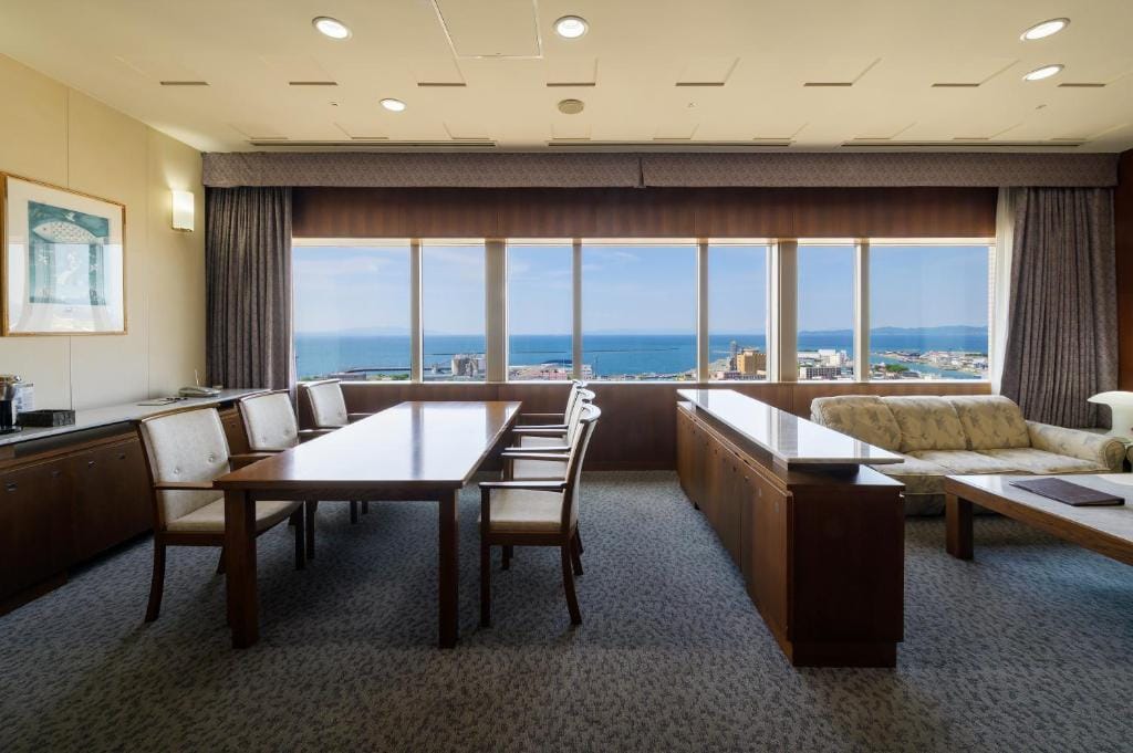 Hotel Aomori — 2
