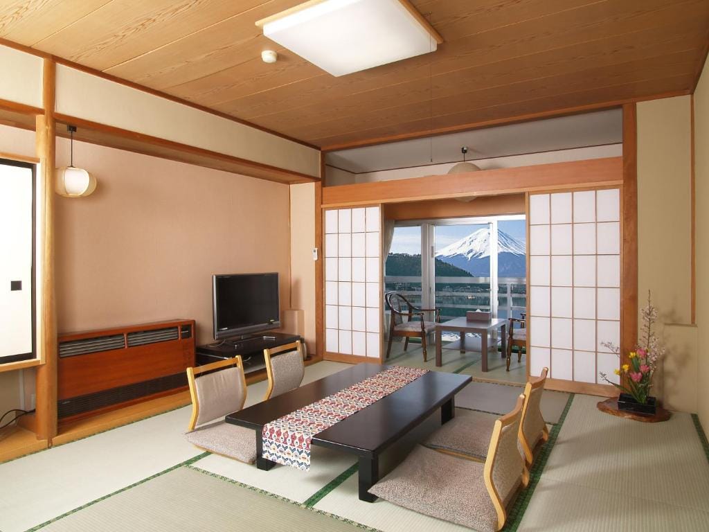 Hotel New Century — 3