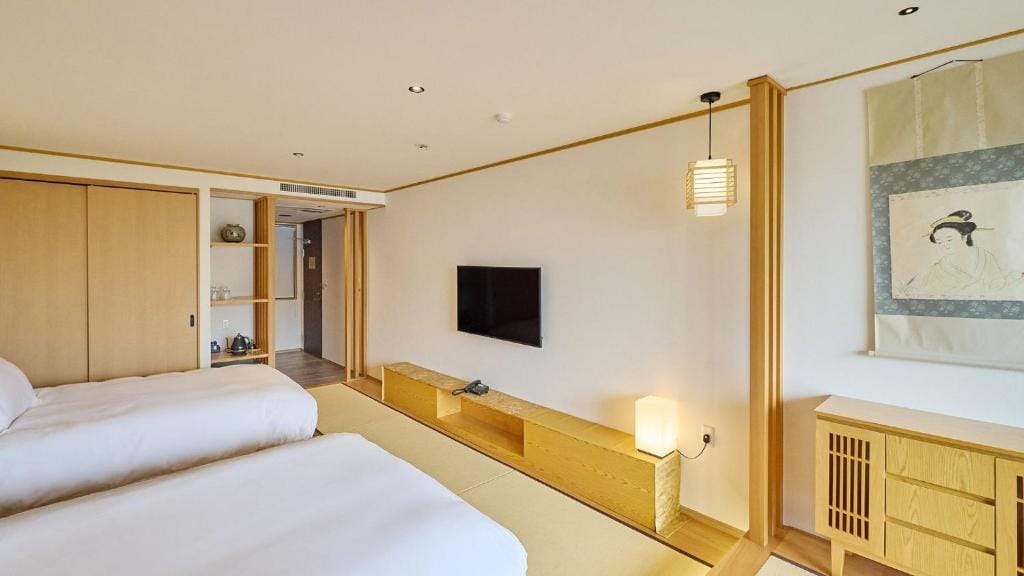 Kumonoue Fuji Hotel Premium room - No Mt Fuji view with open-air bath — 1