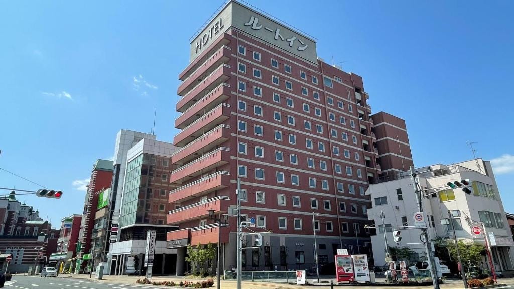Hotel Route-Inn Fukaya Ekimae — 1