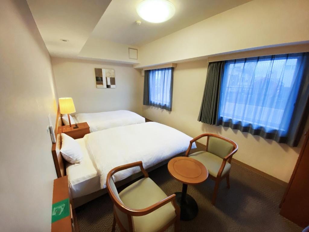Hotel Route-Inn Fukaya Ekimae — 2