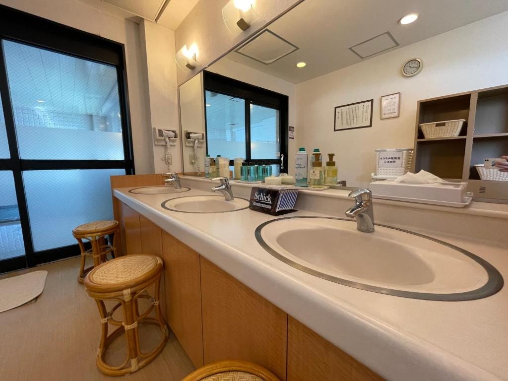 Hotel Route-Inn Fukaya Ekimae — 3