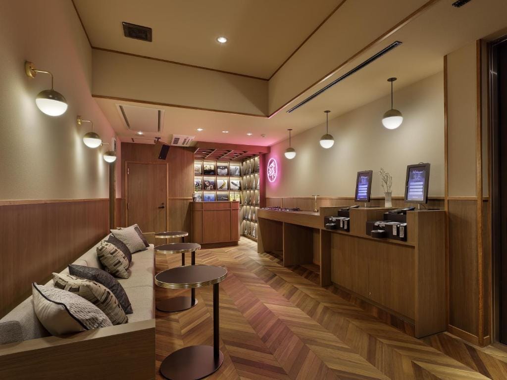 Band Hotel Hakata — 4