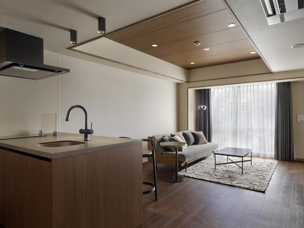 Band Hotel Hakata — 5