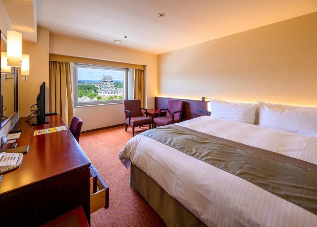 Fukuyama New Castle Hotel — 2