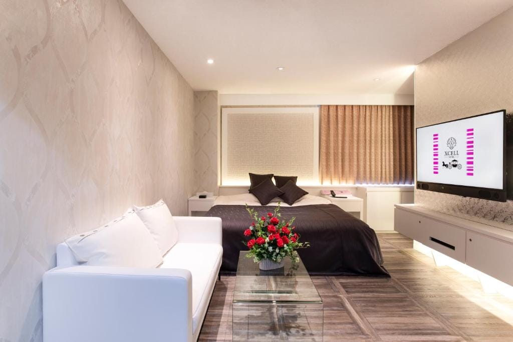 HOTEL xcell — 1