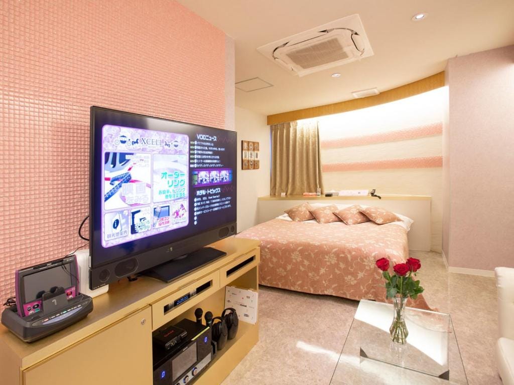 HOTEL xcell — 5