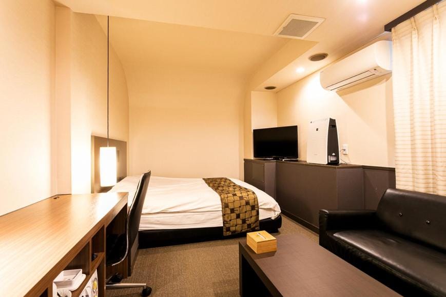 Hotel Double Funabashi — 4