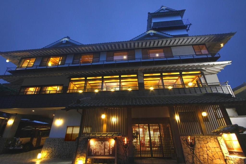 Hakone Kamon — 1