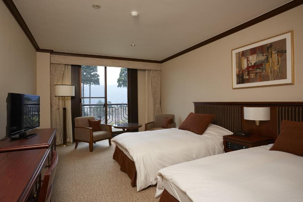 Odakyu Hotel de Yama — 4