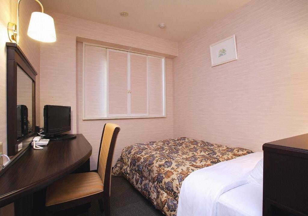 Hamamatsu Hotel — 5