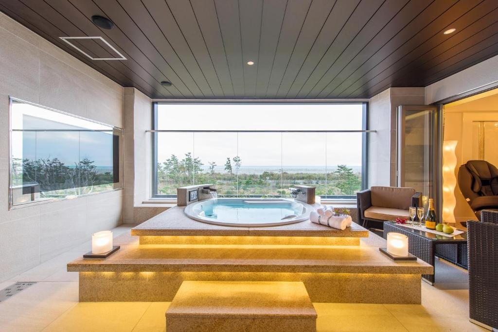 HOTEL Dior7 — 1