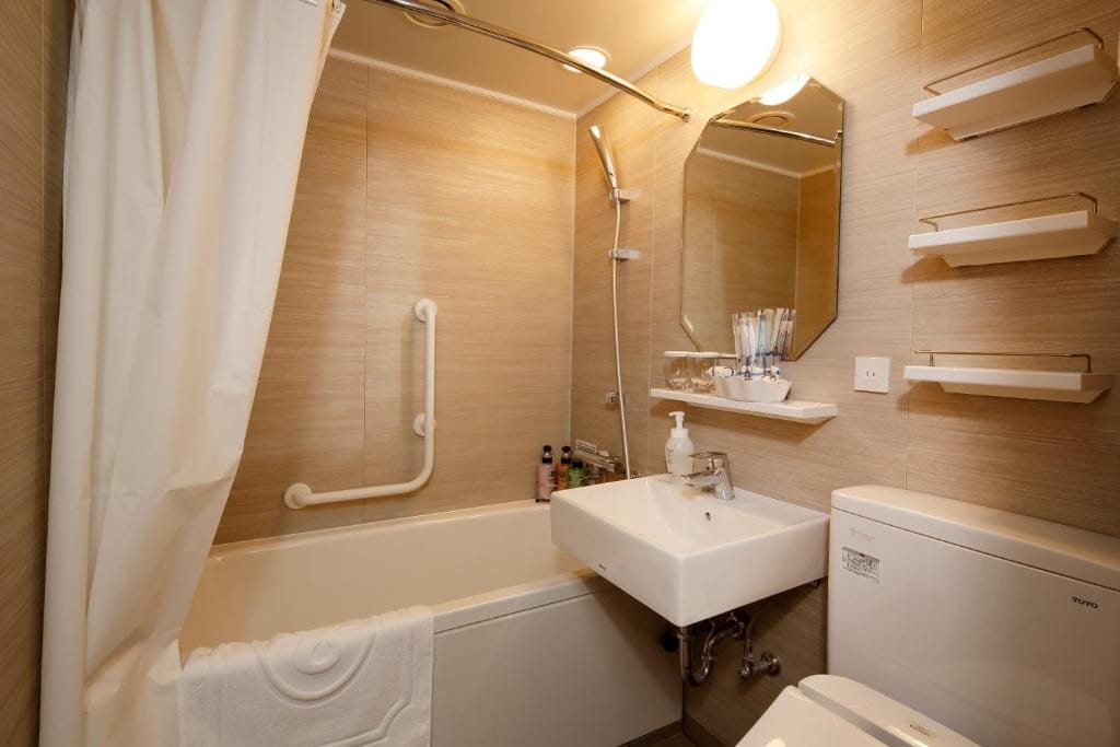 Hotel Monterey Himeji — 2