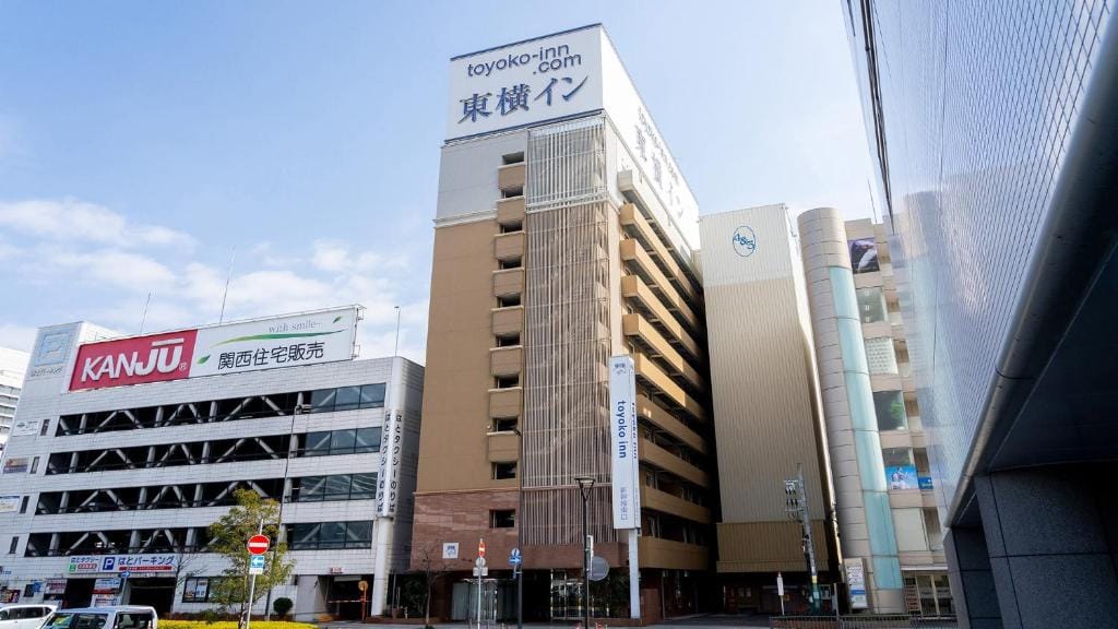 Toyoko Inn Himeji eki Shinkansen Minami guchi — 1