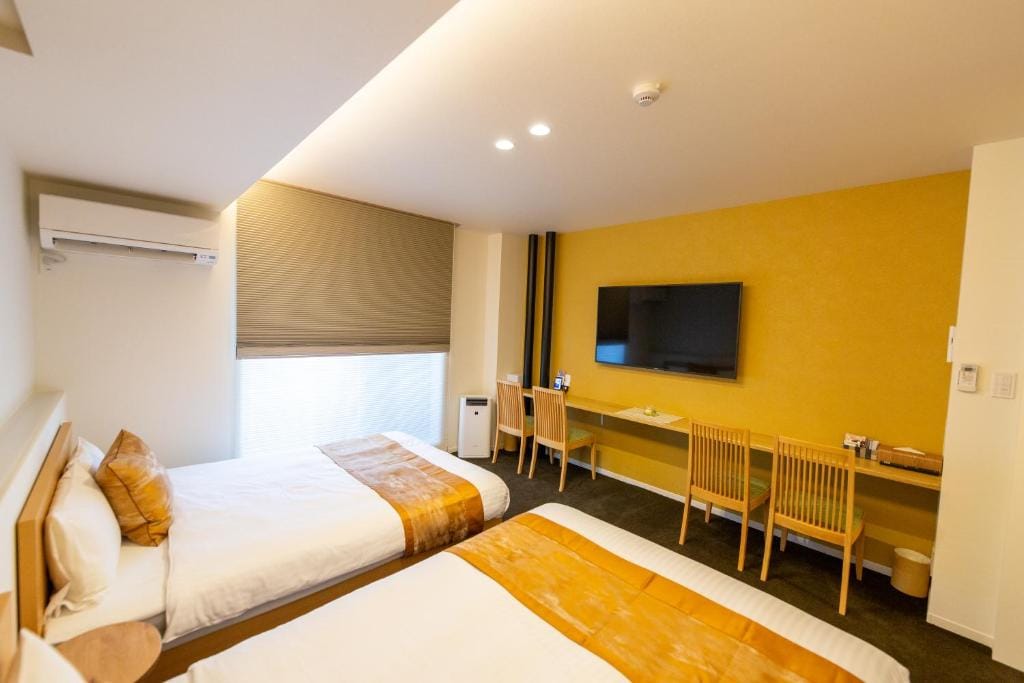 GRAND BASE Hiroshima Ekimae — 4