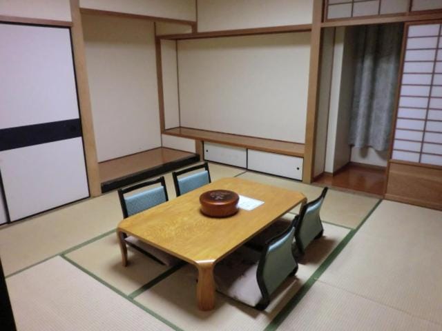 Hiroshima International Youth House JMS Aster Plaza — 4