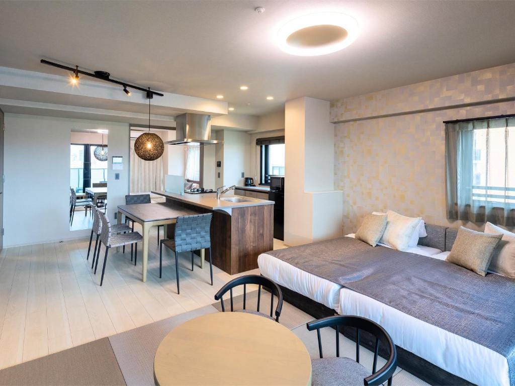 The Riverfront Residence Nishihiroshima — 1