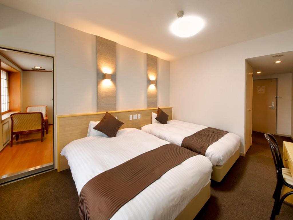 Hotel Palm Spring — 2