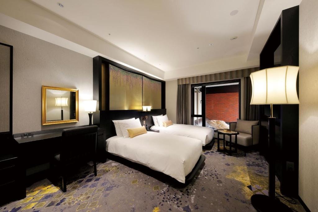 The HOTEL SANRAKU KANAZAWA — 2