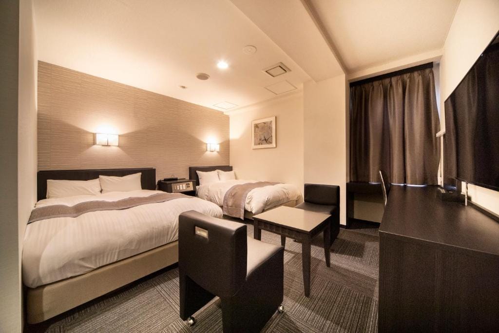 The Grandeur Hotel — 2