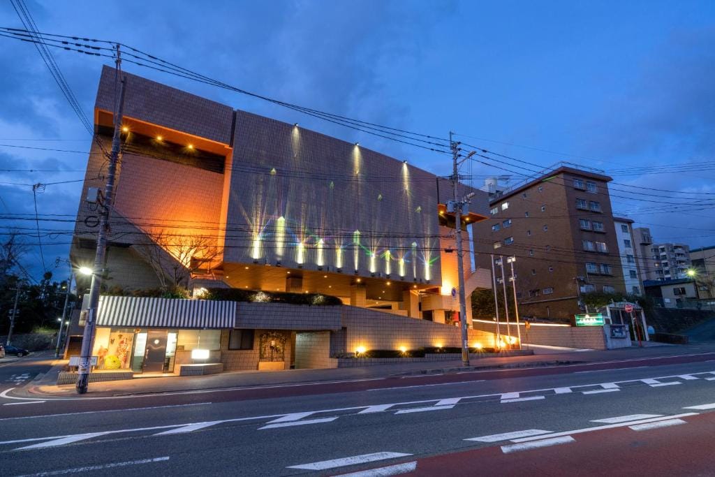 Chigusa Hotel — 4