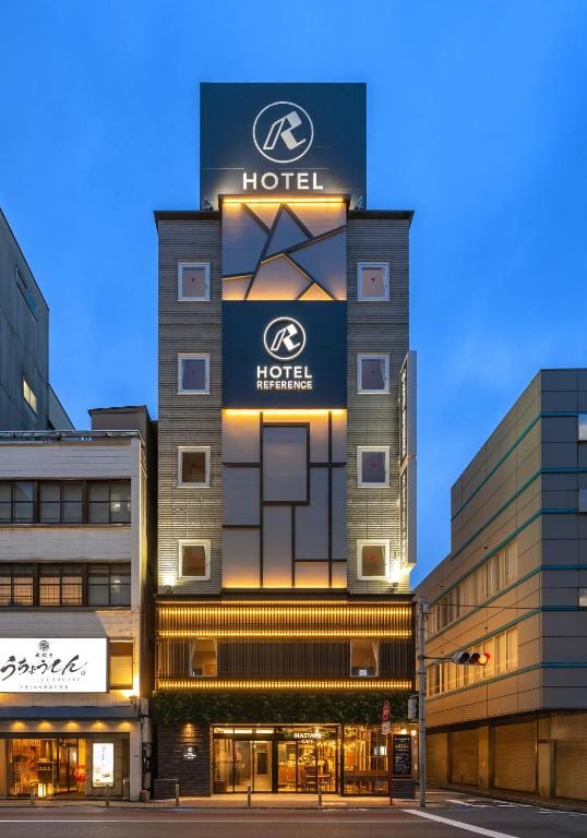 Hotel Reference Kokuraekimae — 4