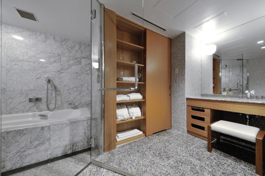 JR Kyushu Station Hotel Kokura — 3