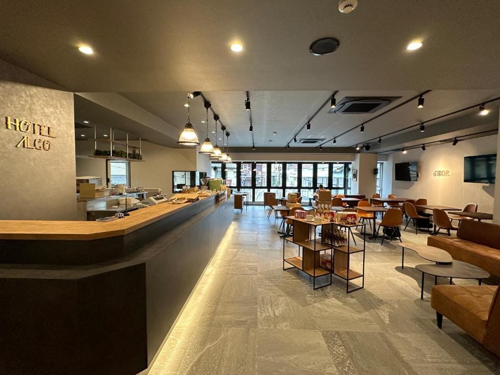 HOTEL ALGO — 4