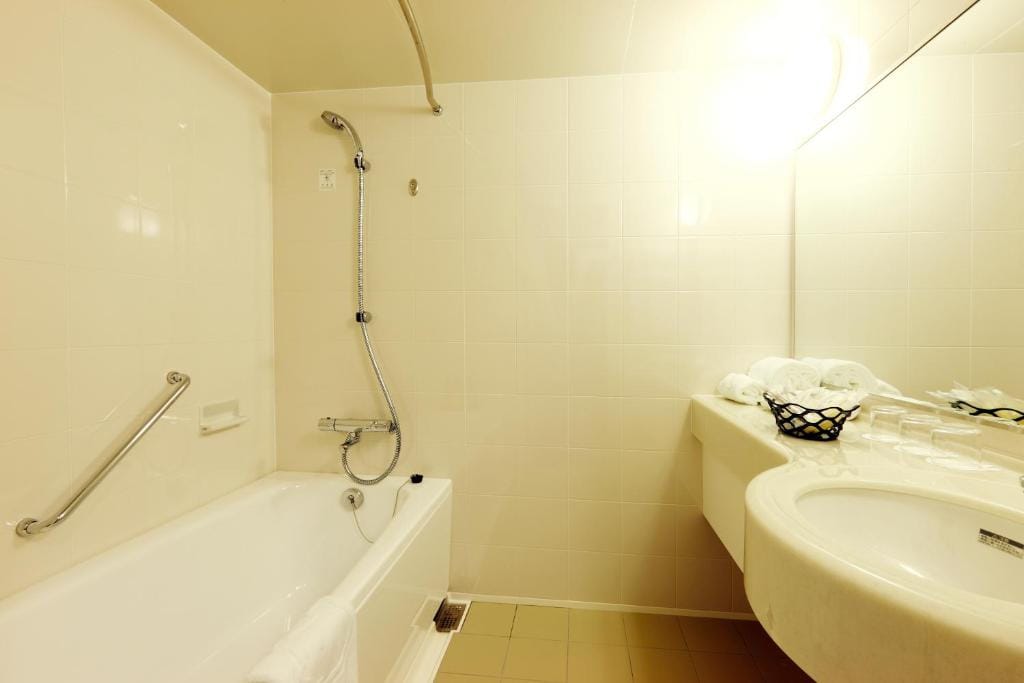 Hotel Konigs-Krone Kobe — 3