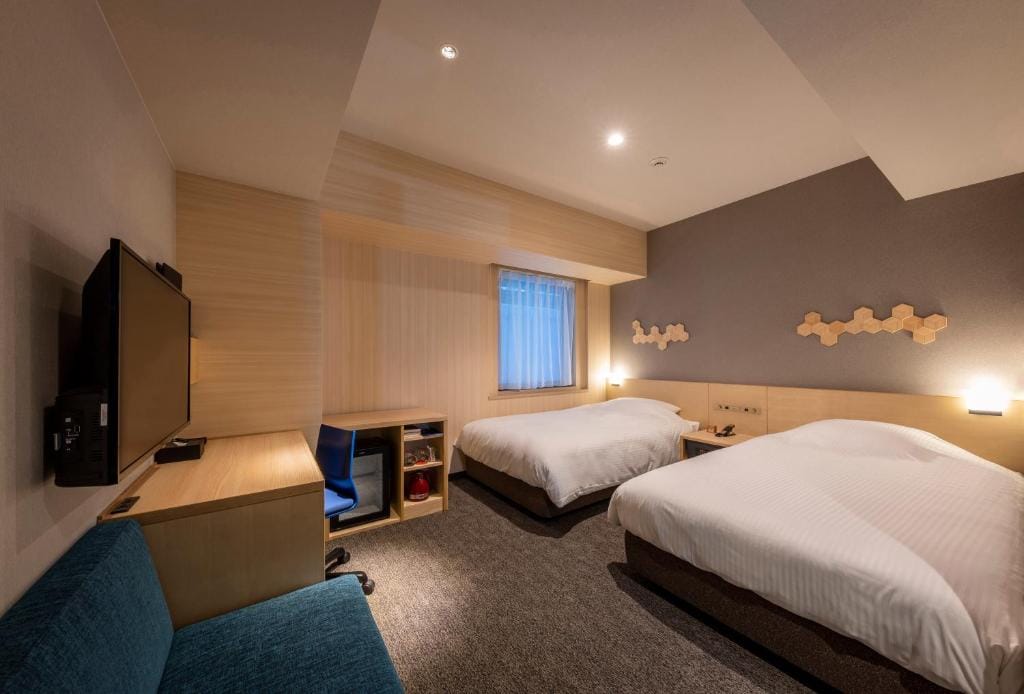 JR Clement Inn Kochi — 2