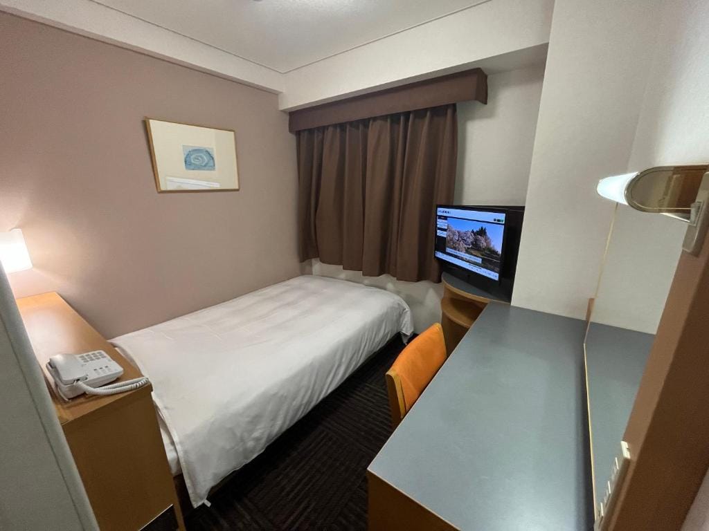 Hotel Alpha-One Koriyama Higashiguchi — 1