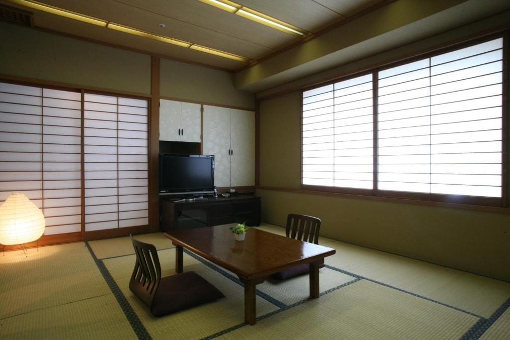 King Ambassador Hotel Kumagaya — 5
