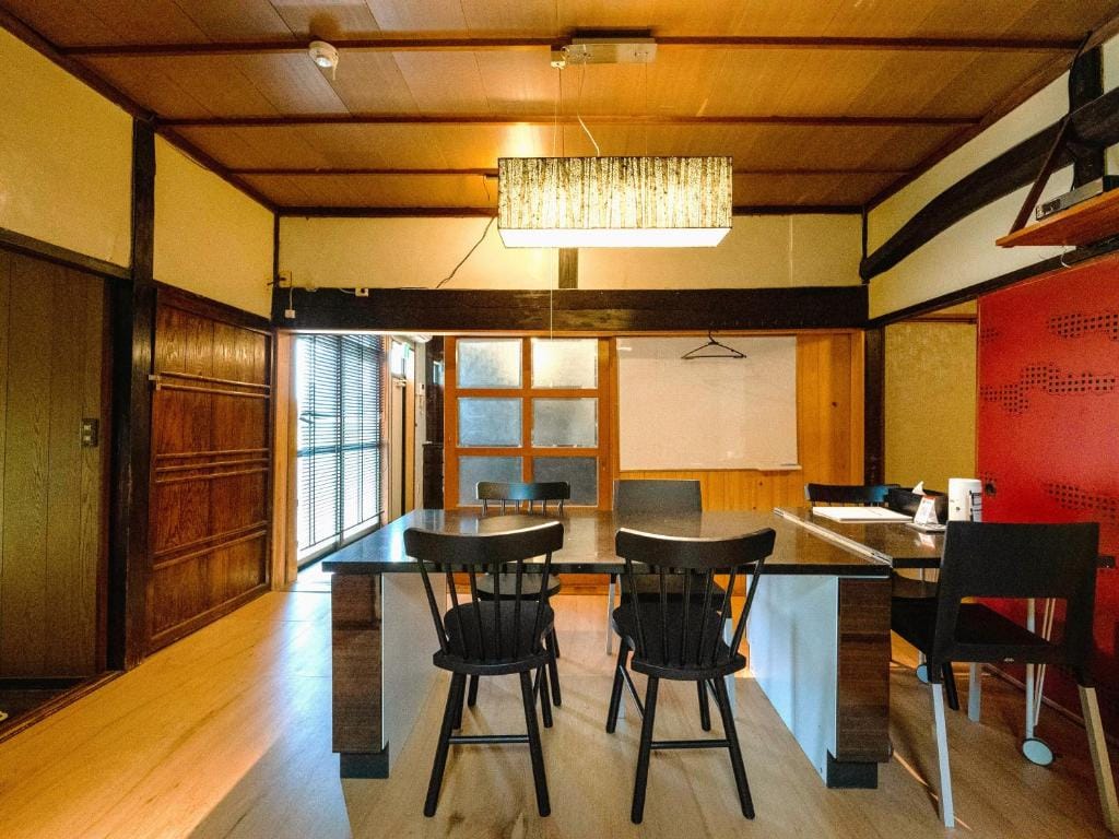 SUMITSUGU HOUSE Grandpa — 4
