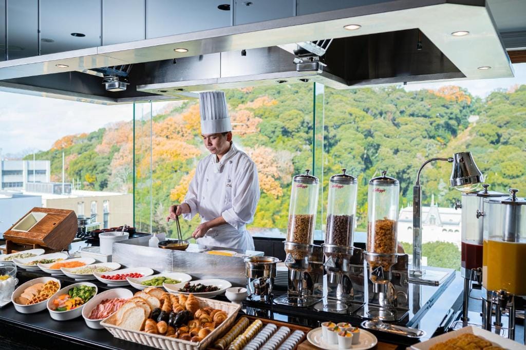 ANA Crowne Plaza Matsuyama by IHG — 3
