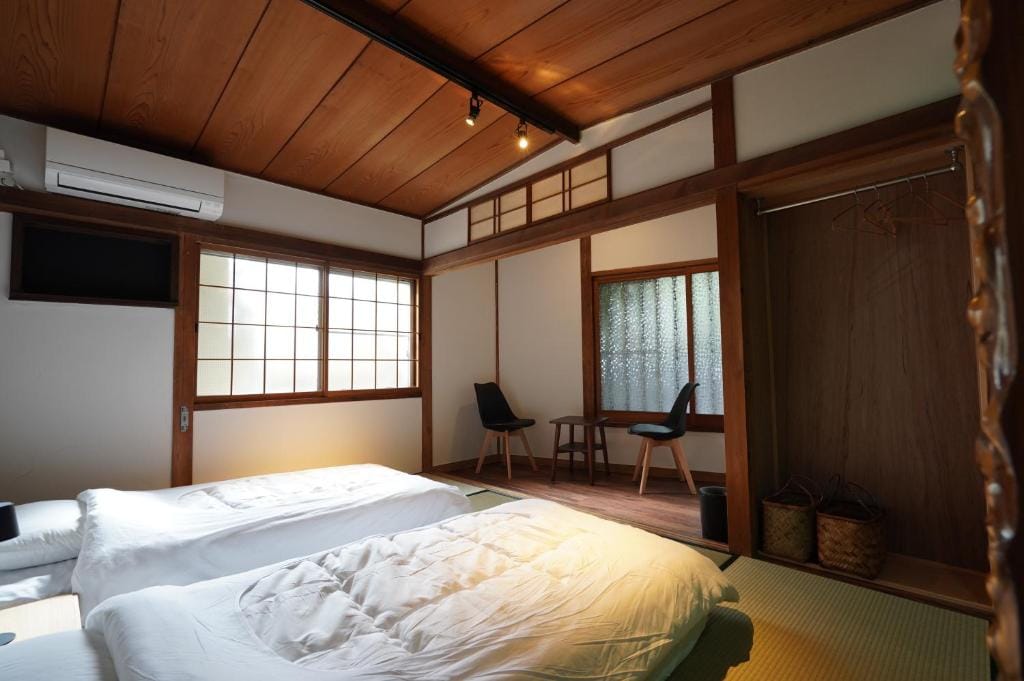 宿屋GONDO aioi — 2