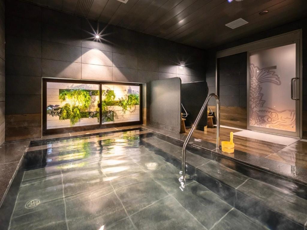 Super Hotel Nagoya Shinkansenguchi — 4