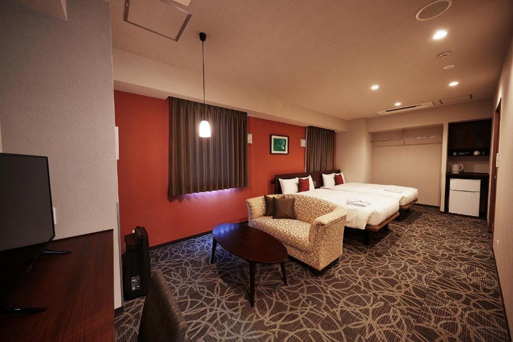 Y's Inn Naha Oroku Ekimae — 2