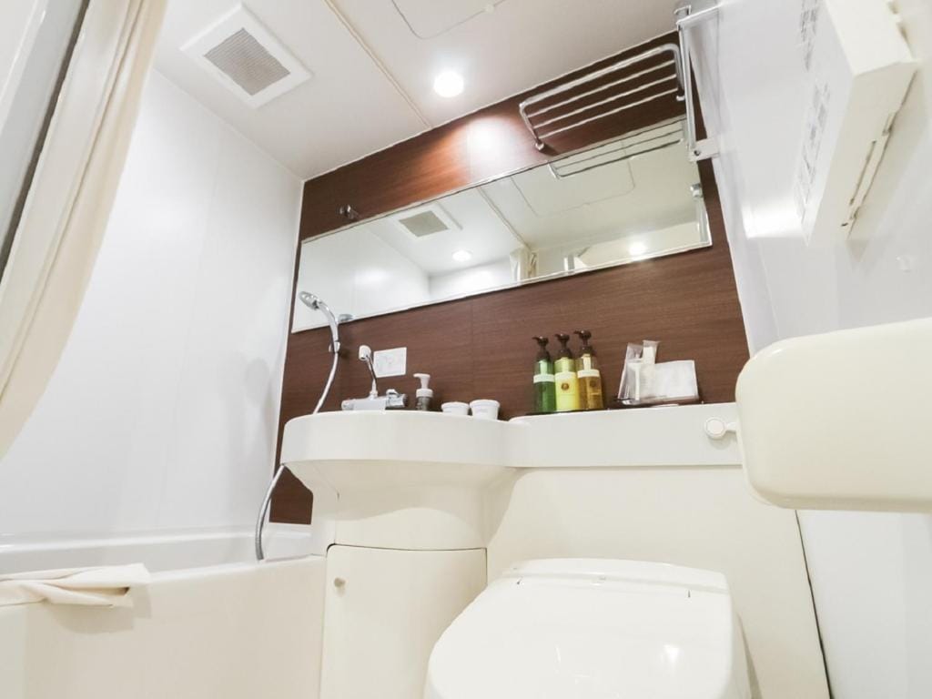 HOTEL LiVEMAX Niigata Ekimae — 3