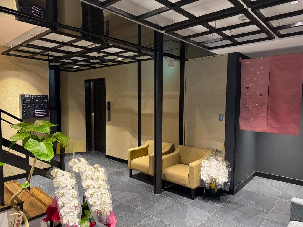 Comforts81 DOTONBORI — 2