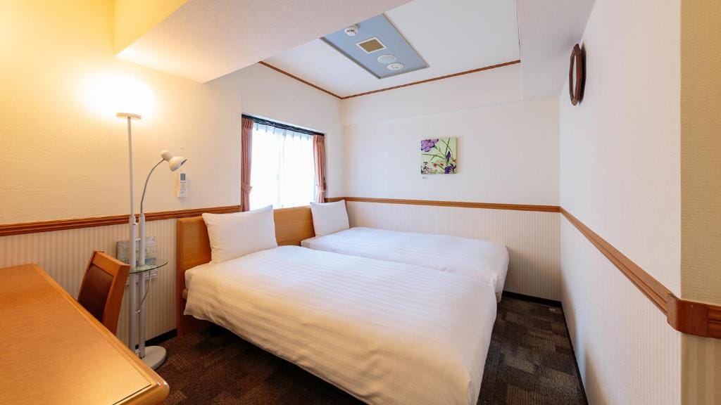 Toyoko Inn Gumma Ota eki Minami guchi — 4