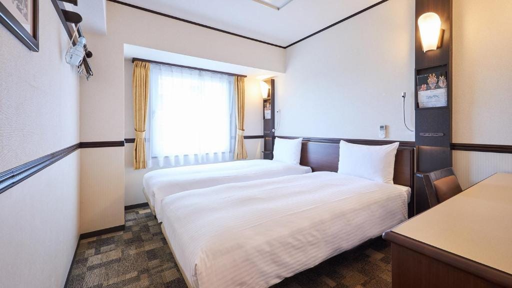 Toyoko Inn Keio sen Hashimoto eki Kita guchi — 3