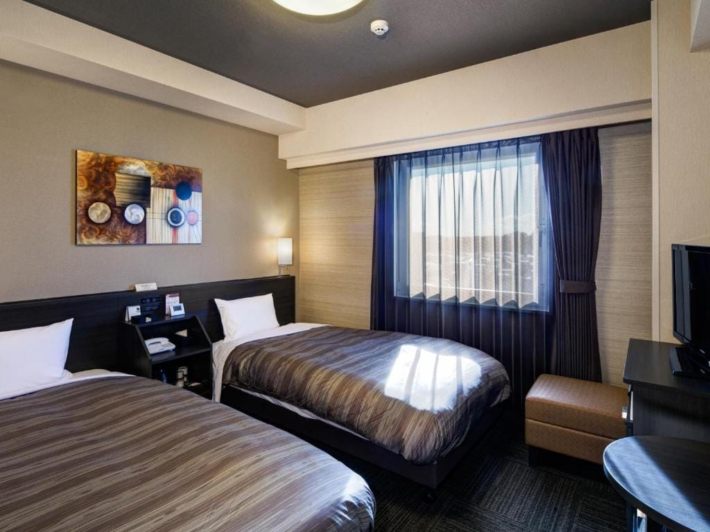 Hotel Route-Inn Sendai Higashi — 2