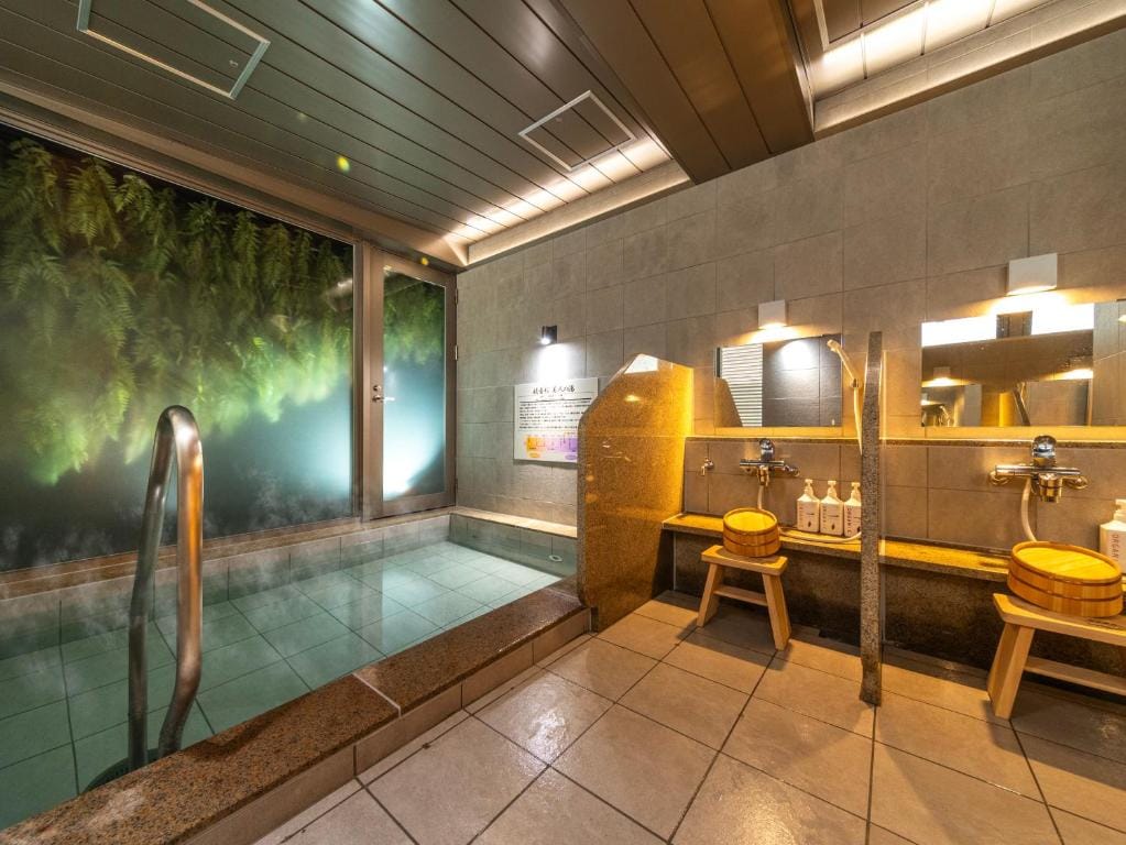 Super Hotel Sendaieki Higashiguchi Tennenonsen — 4