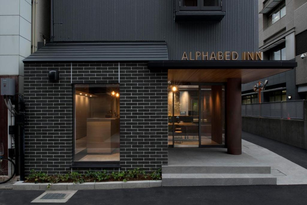 ALPHABED INN Takamatsuekimae — 2