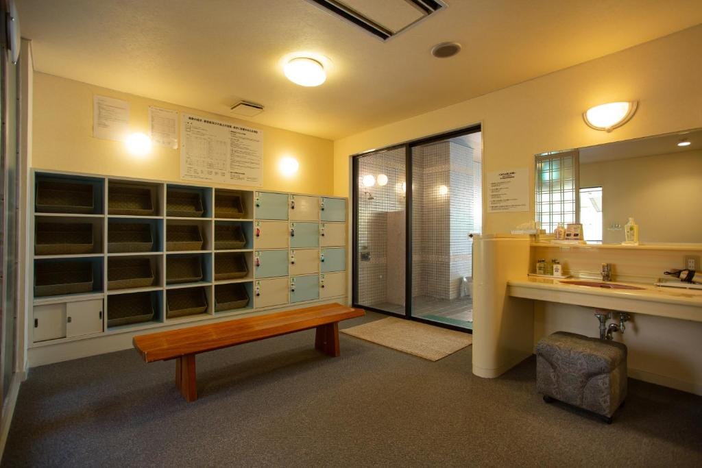 Hotel Second Stage — 3