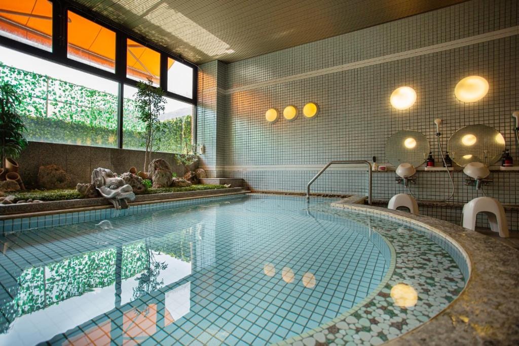 Hotel Second Stage — 4