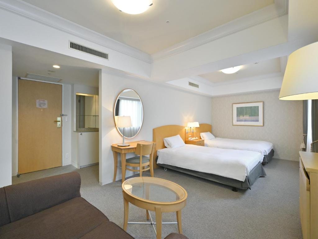 Rihga Hotel Zest Takamatsu — 4