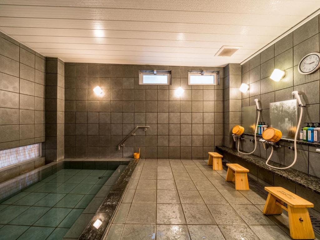 Super Hotel Takamatsu Kin en kan — 4